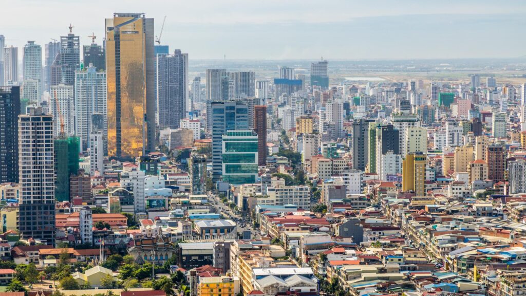プノンペン都市スカイライン カンボジア不動産市場
