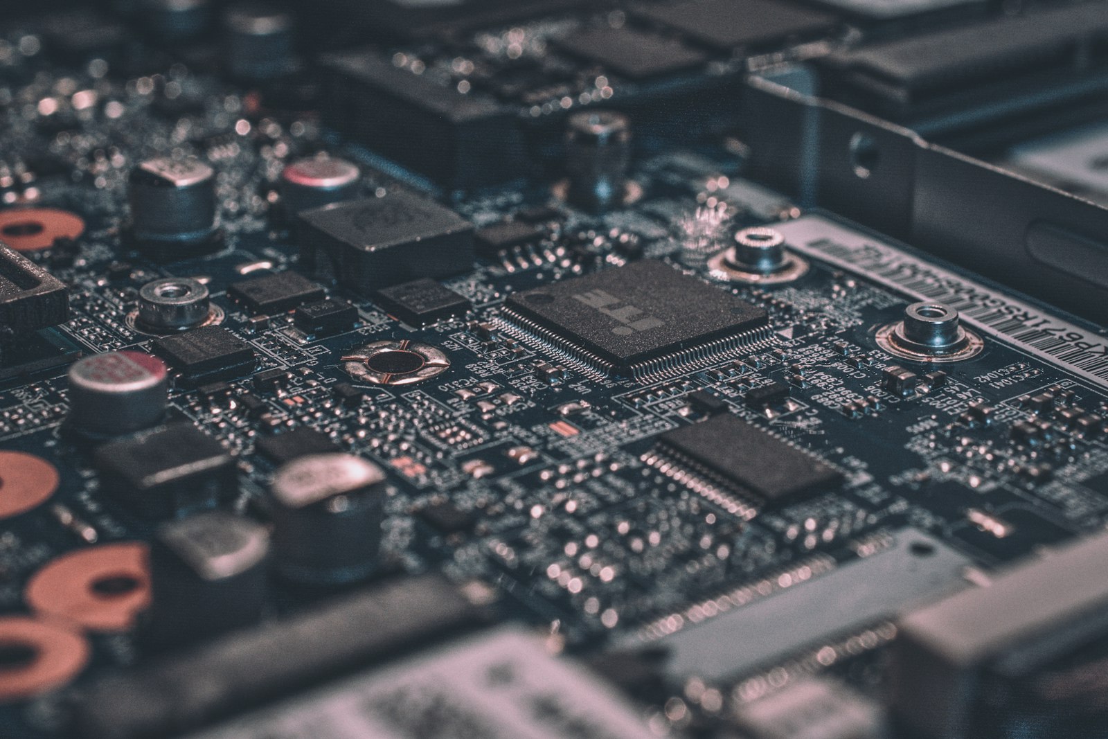 AI半導体と世界経済